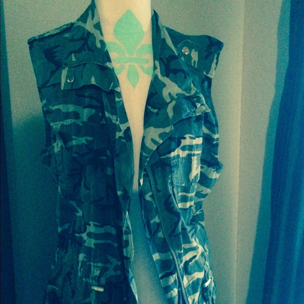 Camo Utility Vest